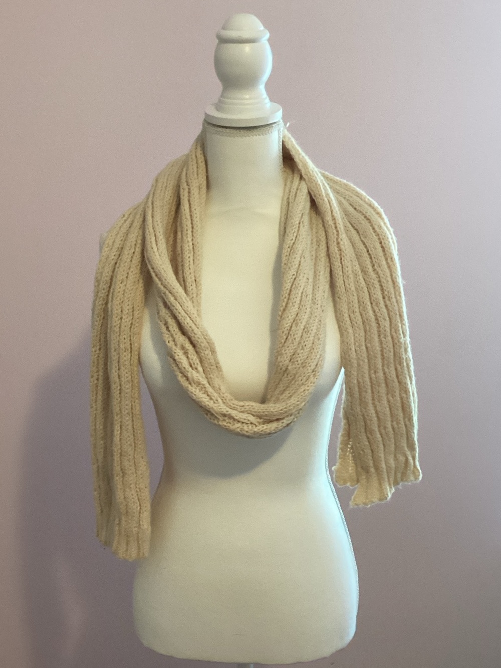 Cream Cable-Knit Infinity Scarf - Lightweight Women's Wrap